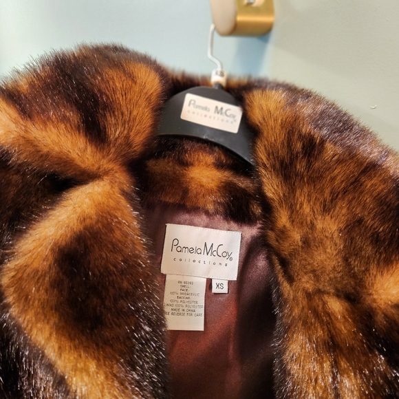 Pamela McCoy full length faux fur coat Vintage NWT - Picture 3 of 6